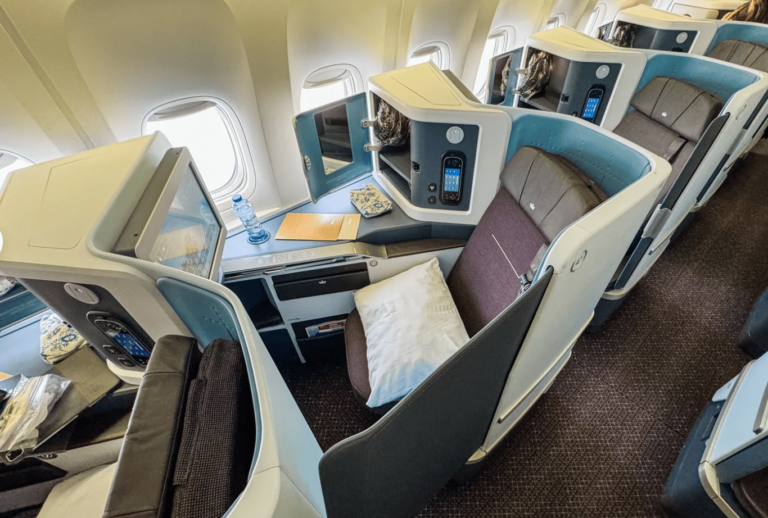 [SUITS SPOTS] KLM Business Class to Amsterdam